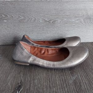 Lucky Brand Emmie Metallic Pewter Leather Ballet Flats Size 6M